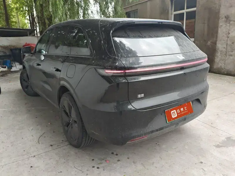 2024 Li Auto (Lixiang) L6 с пробегом 47 000 км