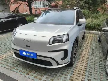 Aion V