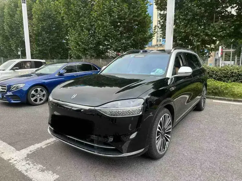 2024 Aito M9 с пробегом 23 000 км