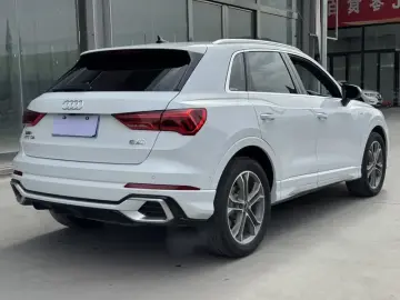2023 Audi Q3 с пробегом 27 000 км
