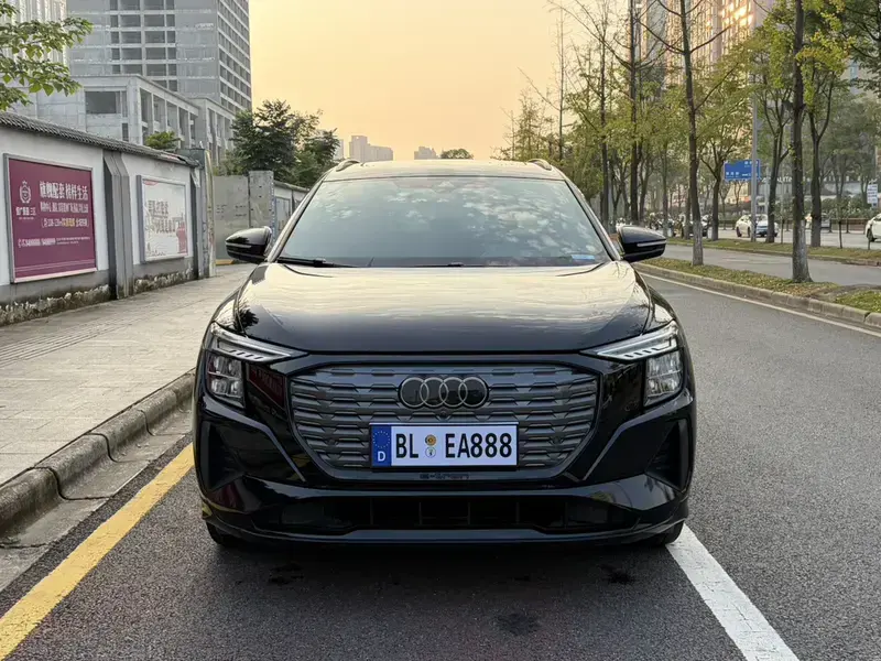 2023 Audi Q5 e-tron с пробегом 66 000 км