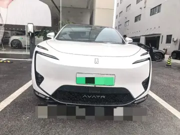 2025 Avatr 11 с пробегом 8 900 км