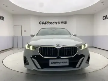 2024 BMW 5 серии с пробегом 22 000 км