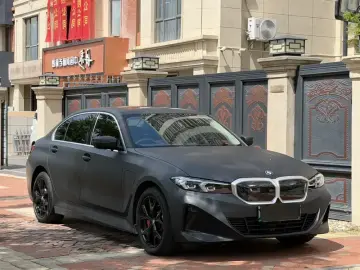2025 BMW i3 с пробегом 44 000 км