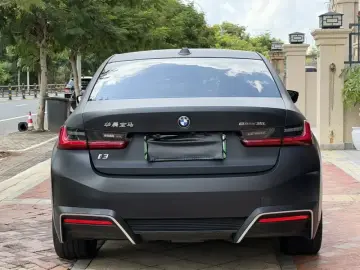 2025 BMW i3 с пробегом 44 000 км
