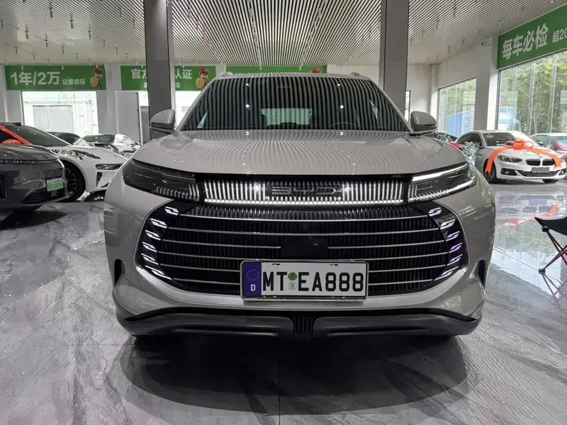 2023 BYD Frigate 07 с пробегом 51 000 км