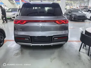 2025 BYD Yuan Up с пробегом 24 000 км