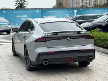 2022 Changan UNI-V с пробегом 44 000 км