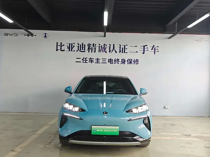 2024 Denza N7 с пробегом 30 400 км