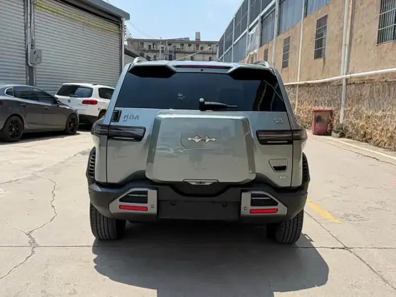 2025 BYD FangChengBao Titanium 3 с пробегом 13 000 км