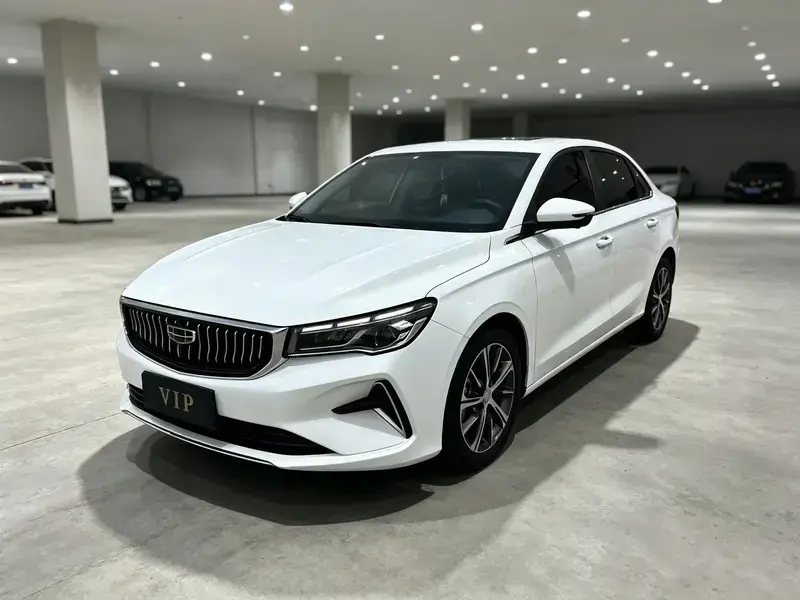 2022 Geely Emgrand с пробегом 31 000 км