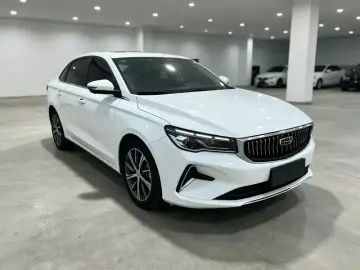 2022 Geely Emgrand с пробегом 31 000 км