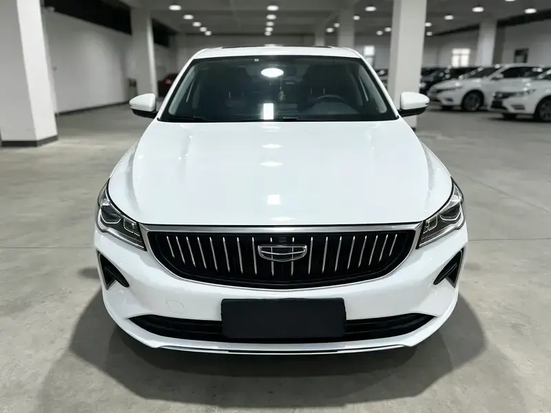 2022 Geely Emgrand с пробегом 31 000 км