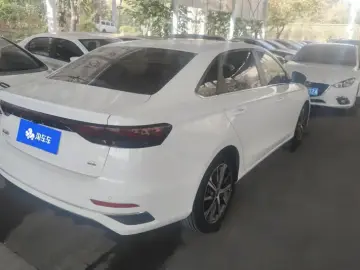 2022 Geely Emgrand с пробегом 84 000 км