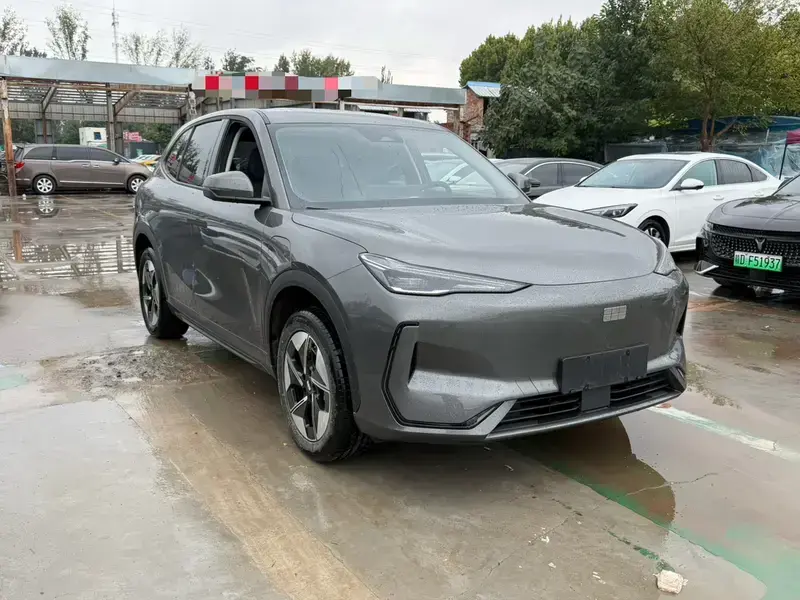 2026 Geely Galaxy E5 с пробегом 47 000 км