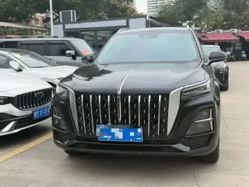 2023 Hongqi HS5 с пробегом 48 000 км