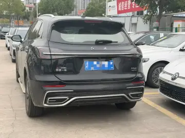 2023 Hongqi HS5 с пробегом 48 000 км