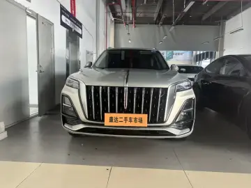 2024 Hongqi HS5 с пробегом 36 400 км