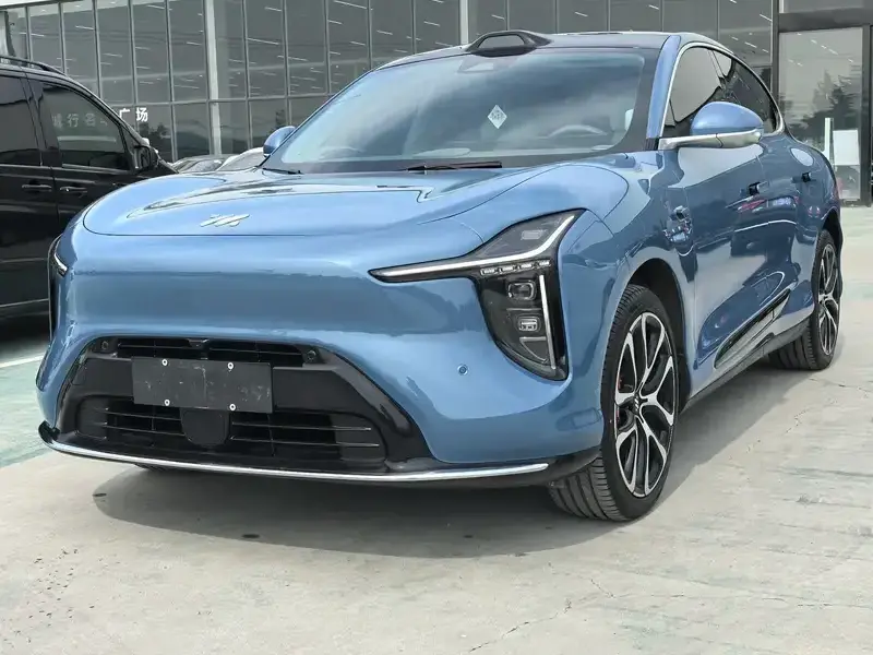 2026 IM Motors (Zhiji) LS6 с пробегом 18 000 км