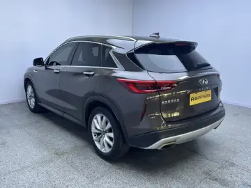 2018 Infiniti QX50 с пробегом 62 000 км