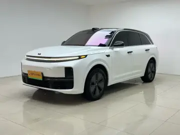2024 Li Auto (Lixiang) L7 с пробегом 21 000 км