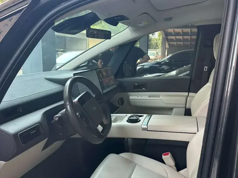 2024 Li Auto (Lixiang) Mega с пробегом 59 000 км