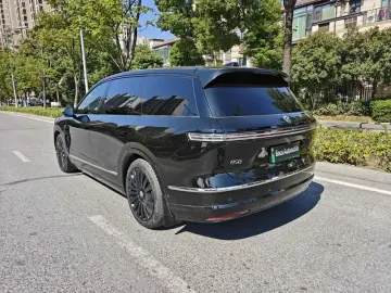 2026 Nio ES8 с пробегом 16 000 км