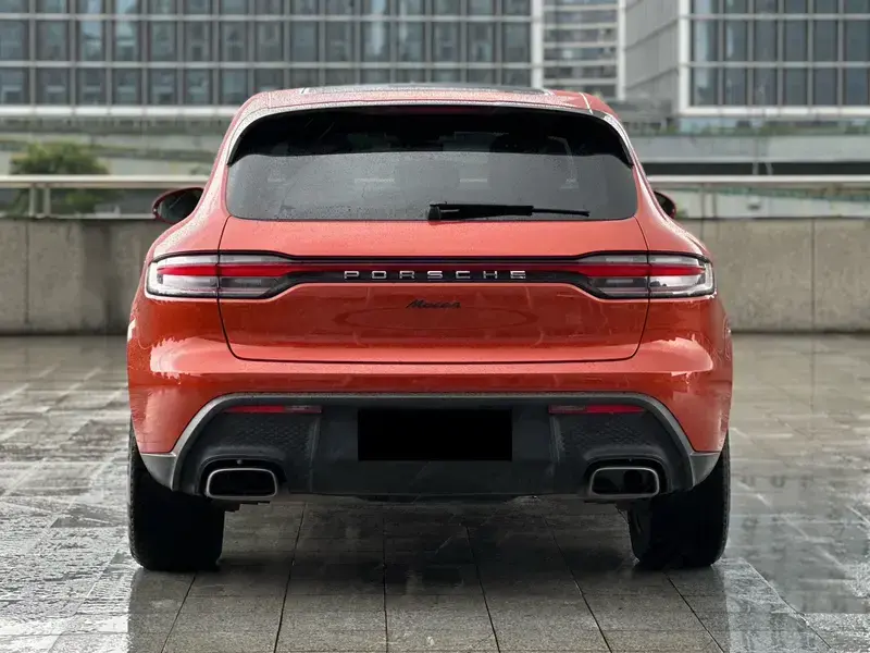 2022 Porsche Macan с пробегом 71 000 км