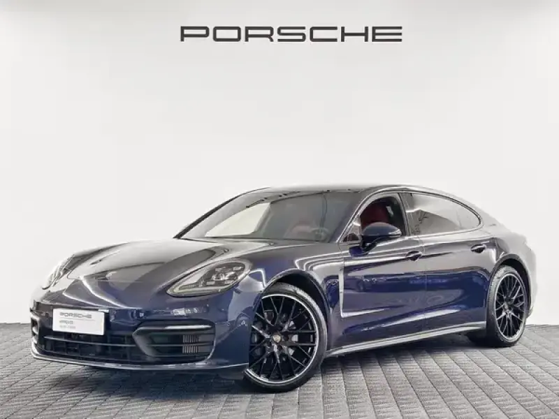 2023 Porsche Panamera с пробегом 55 600 км