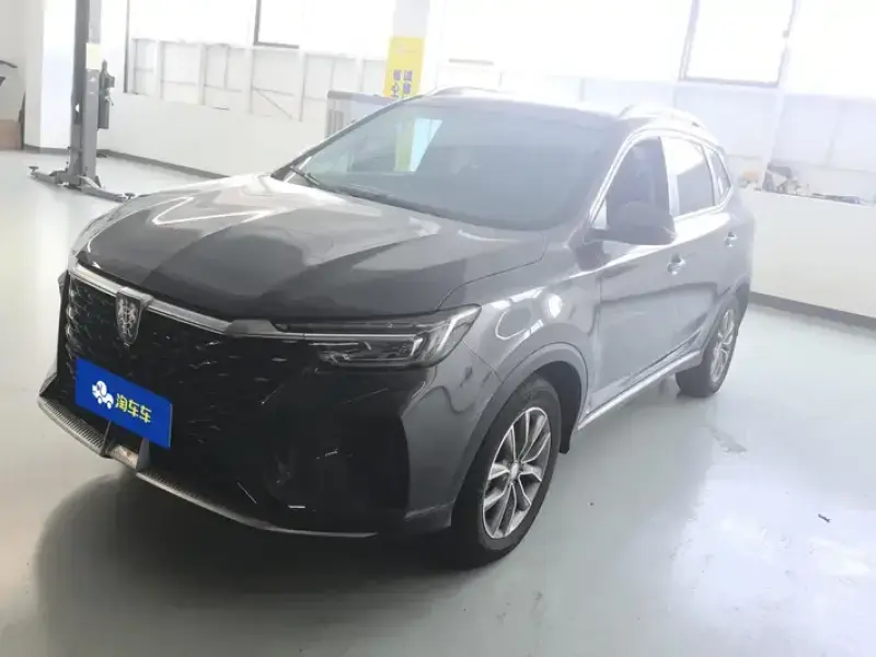 2023 Roewe RX5 с пробегом 16 000 км