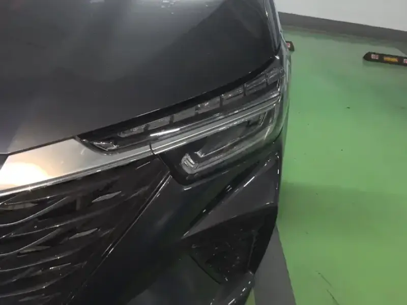 2023 Roewe RX5 с пробегом 16 000 км