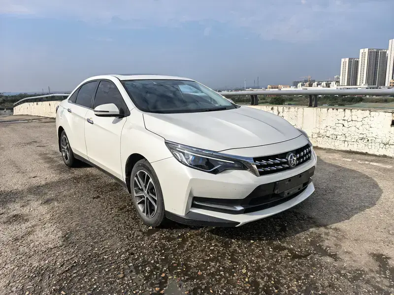 2020 Venucia D60 с пробегом 78 000 км