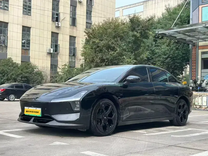 2025 Xpeng Mona M03 с пробегом 26 000 км