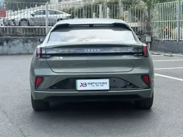 2024 Zeekr 001 с пробегом 38 000 км