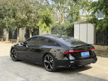 2023 Audi A7 с пробегом 20 000 км