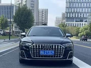 2022 Audi A8 с пробегом 82 000 км