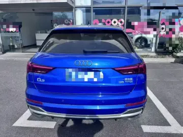 2022 Audi Q3 с пробегом 25 000 км