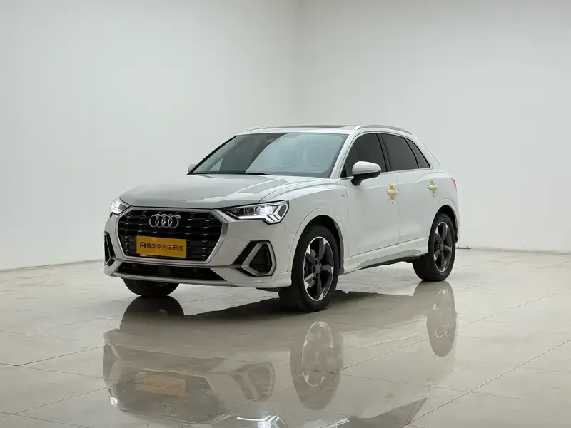 2021 Audi Q3 с пробегом 56 500 км