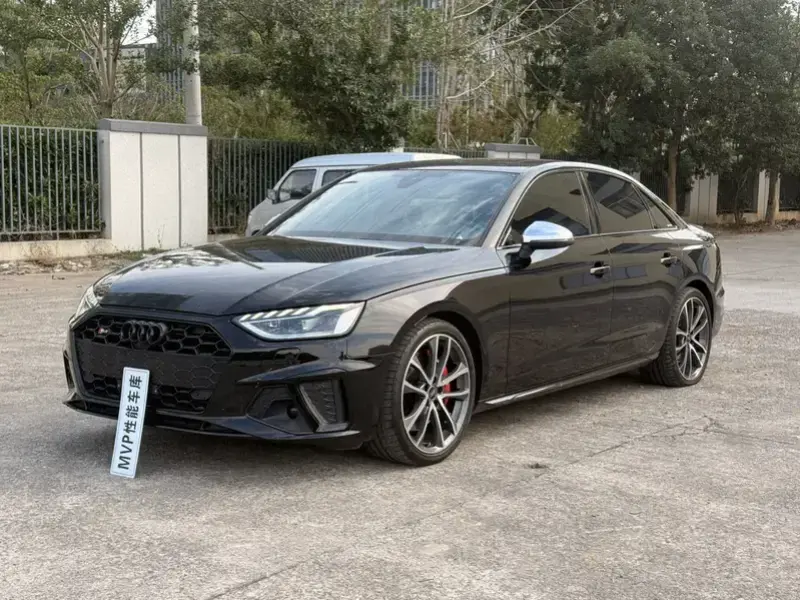 2022 Audi S4 с пробегом 48 000 км