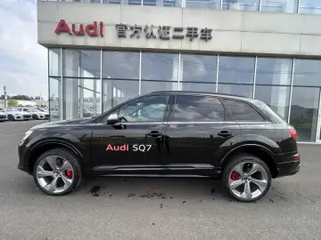 2024 Audi SQ7 с пробегом 1 300 км