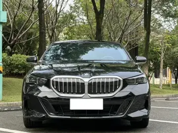 2026 BMW 5 серии с пробегом 7 000 км