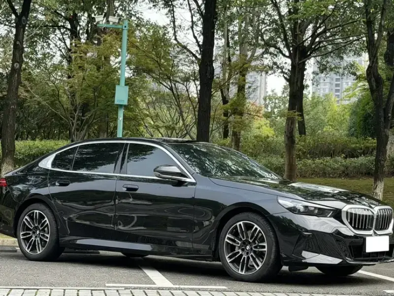 2026 BMW 5 серии с пробегом 7 000 км