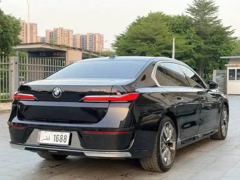 2023 BMW 7 серии с пробегом 24 000 км