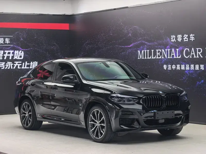 2021 BMW X4 с пробегом 86 300 км