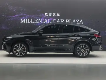 2021 BMW X4 с пробегом 86 300 км