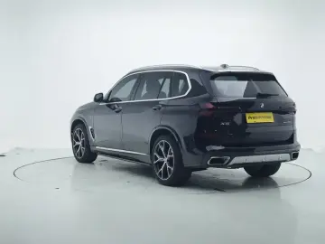 2023 BMW X5 с пробегом 76 200 км