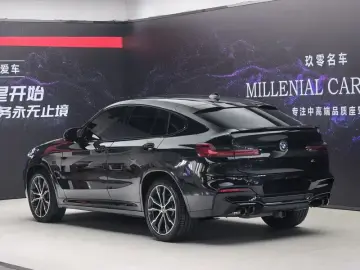 2021 BMW X4 с пробегом 86 300 км