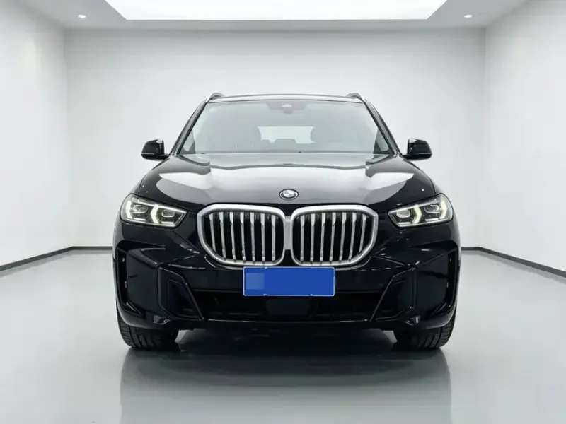 2023 BMW X5 с пробегом 28 000 км