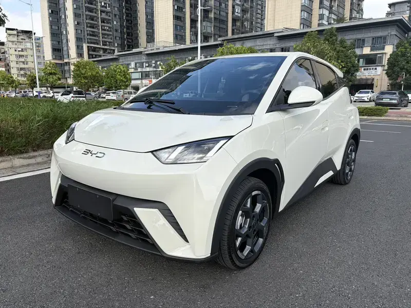 2025 BYD Seagull с пробегом 15 000 км
