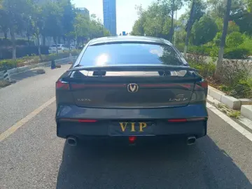 2024 Changan UNI-V с пробегом 2 000 км
